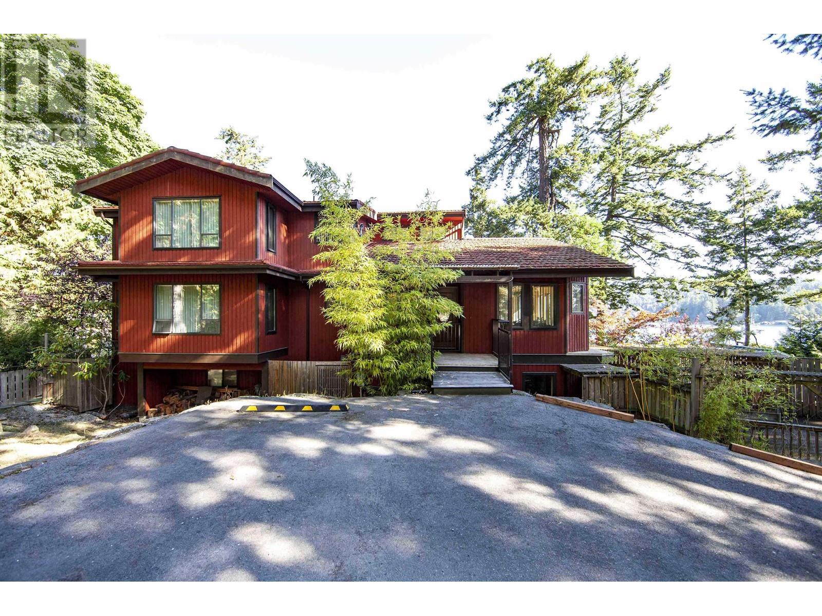 7911 BEDWELL DRIVE, pender island, British Columbia