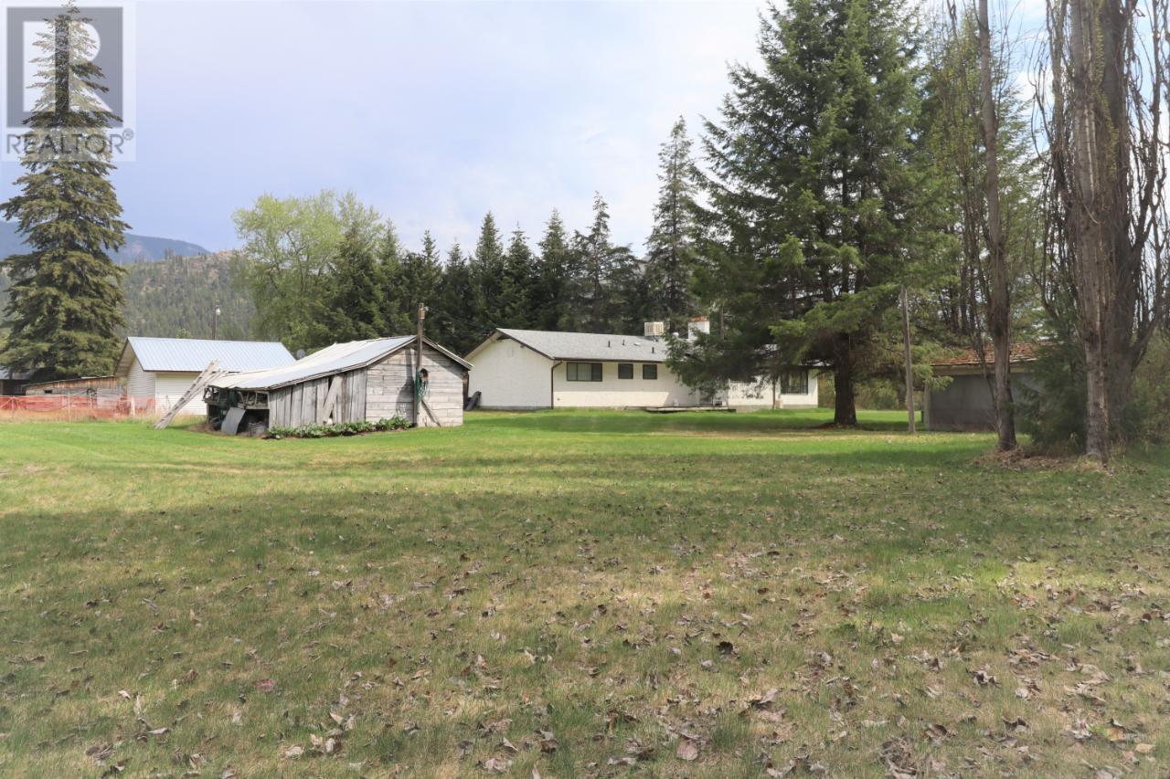 461 Barkley Road, Barriere, British Columbia  V0E 1E0 - Photo 23 - 179739