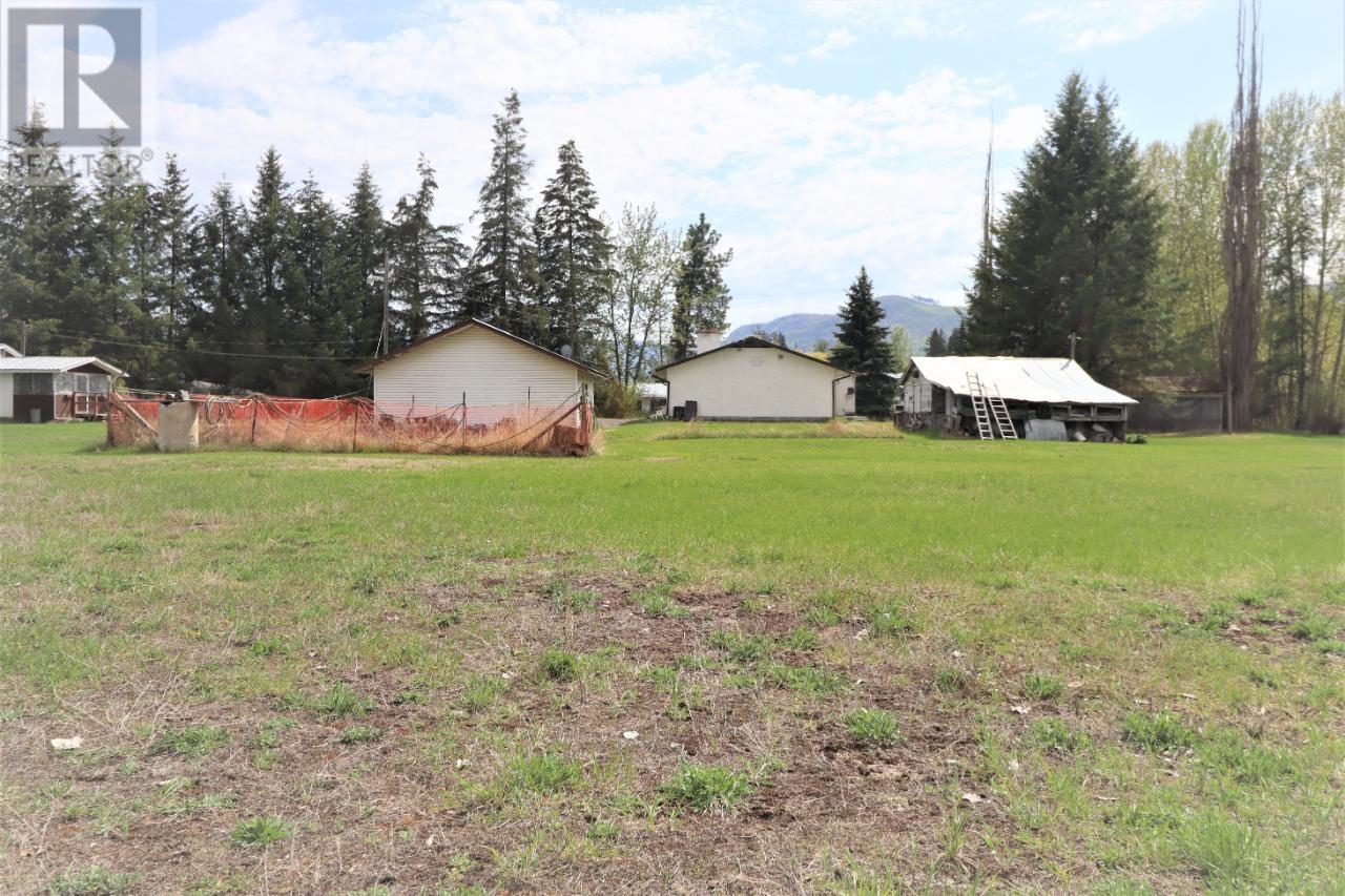 461 Barkley Road, Barriere, British Columbia  V0E 1E0 - Photo 22 - 179739