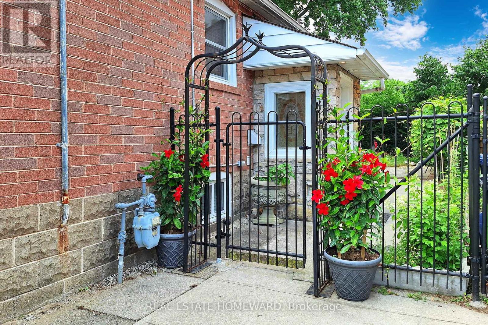 206 King Street, Toronto (Weston), Ontario  M9N 1L7 - Photo 33 - W9018836