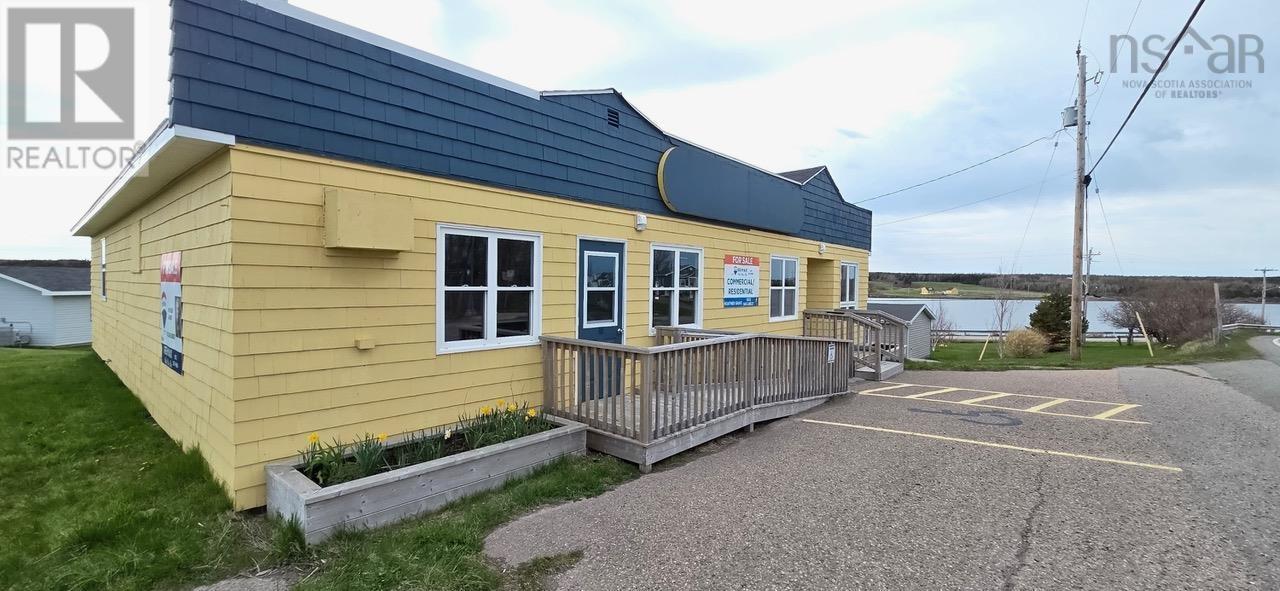 14925 Cabot Trail Road, Chéticamp, Nova Scotia  B0E 1H0 - Photo 2 - 202303815