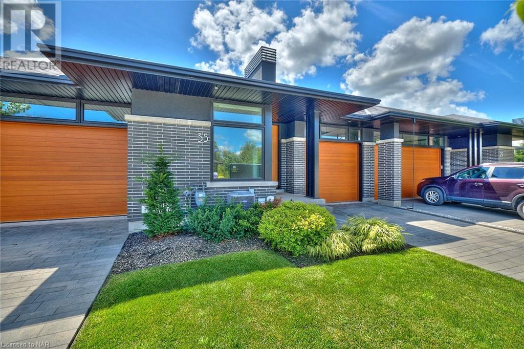 35 Taliesin Trail, Welland, Ontario  L3C 0H5 - Photo 1 - 40617145