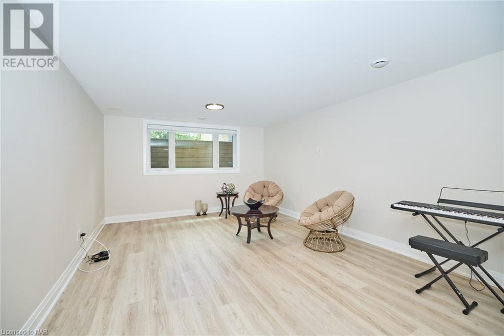 35 Taliesin Trail, Welland, Ontario  L3C 0H5 - Photo 31 - 40617145