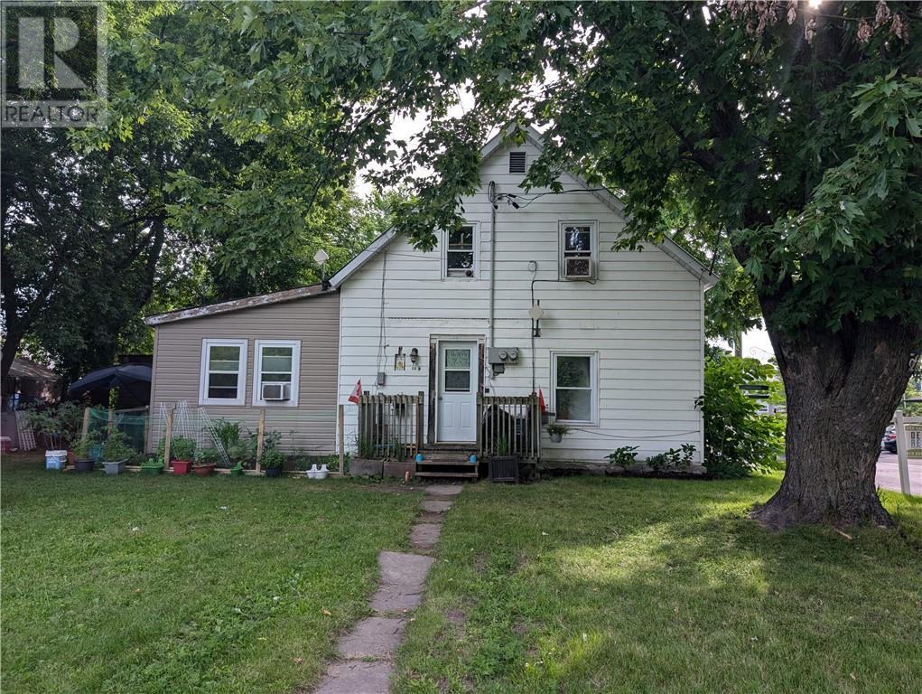 23 Elgin Street W, Alexandria, Ontario  K0C 1A0 - Photo 1 - 1401558