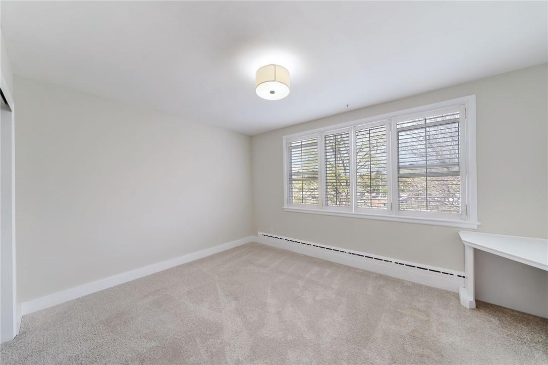 2052 Courtland Drive, Unit #304, Burlington, Ontario  L7R 1R8 - Photo 11 - H4199584