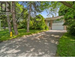 120 LAURENTIDE DRIVE, toronto (parkwoods-donalda), Ontario