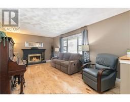 5 Carnation CRES