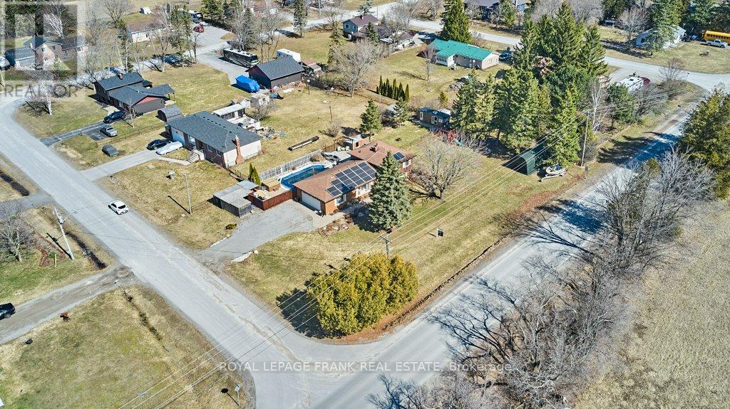 2 Maxwell Street, Kawartha Lakes (Dunsford), Ontario  K0M 1L0 - Photo 38 - X9019467