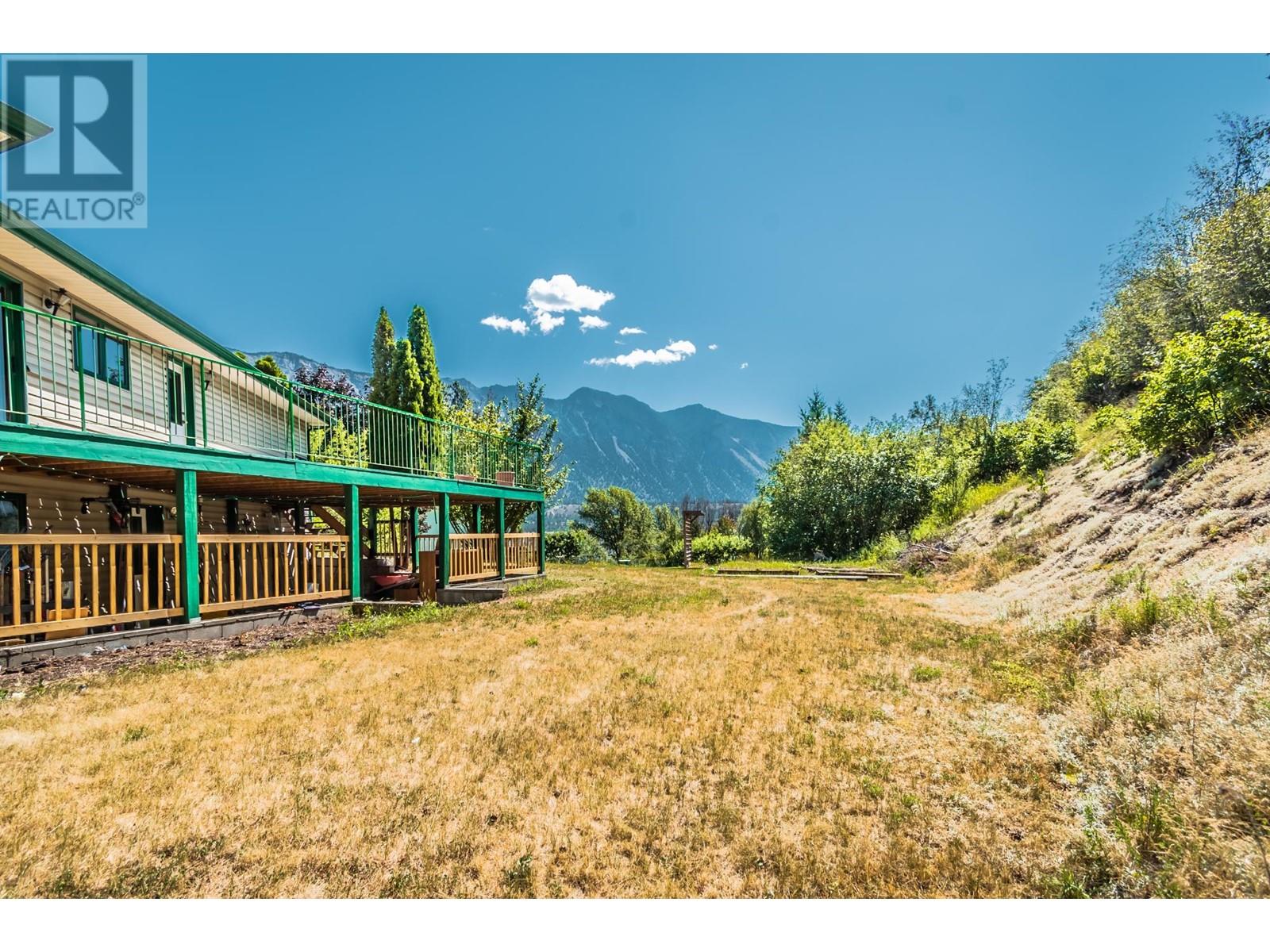 870 Eagleson Cres, Lillooet, British Columbia  V0K 1V0 - Photo 24 - 179672