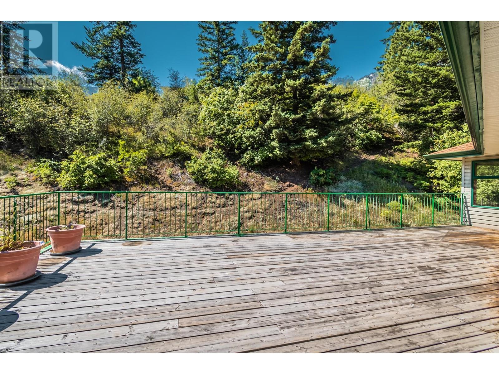 870 Eagleson Cres, Lillooet, British Columbia  V0K 1V0 - Photo 23 - 179672