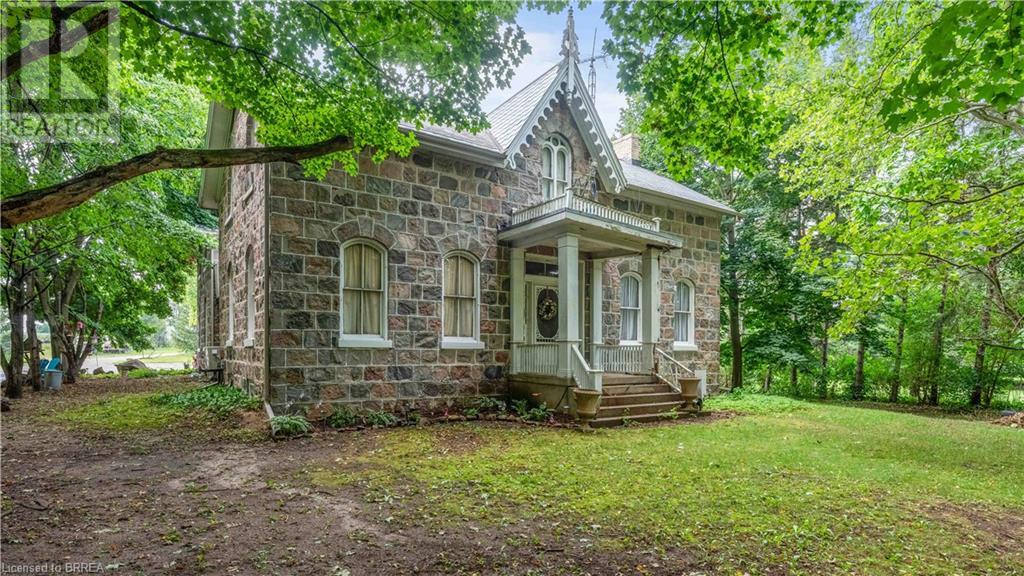 61 King Street N, Oakland, Ontario  N0E 1R0 - Photo 1 - 40617492