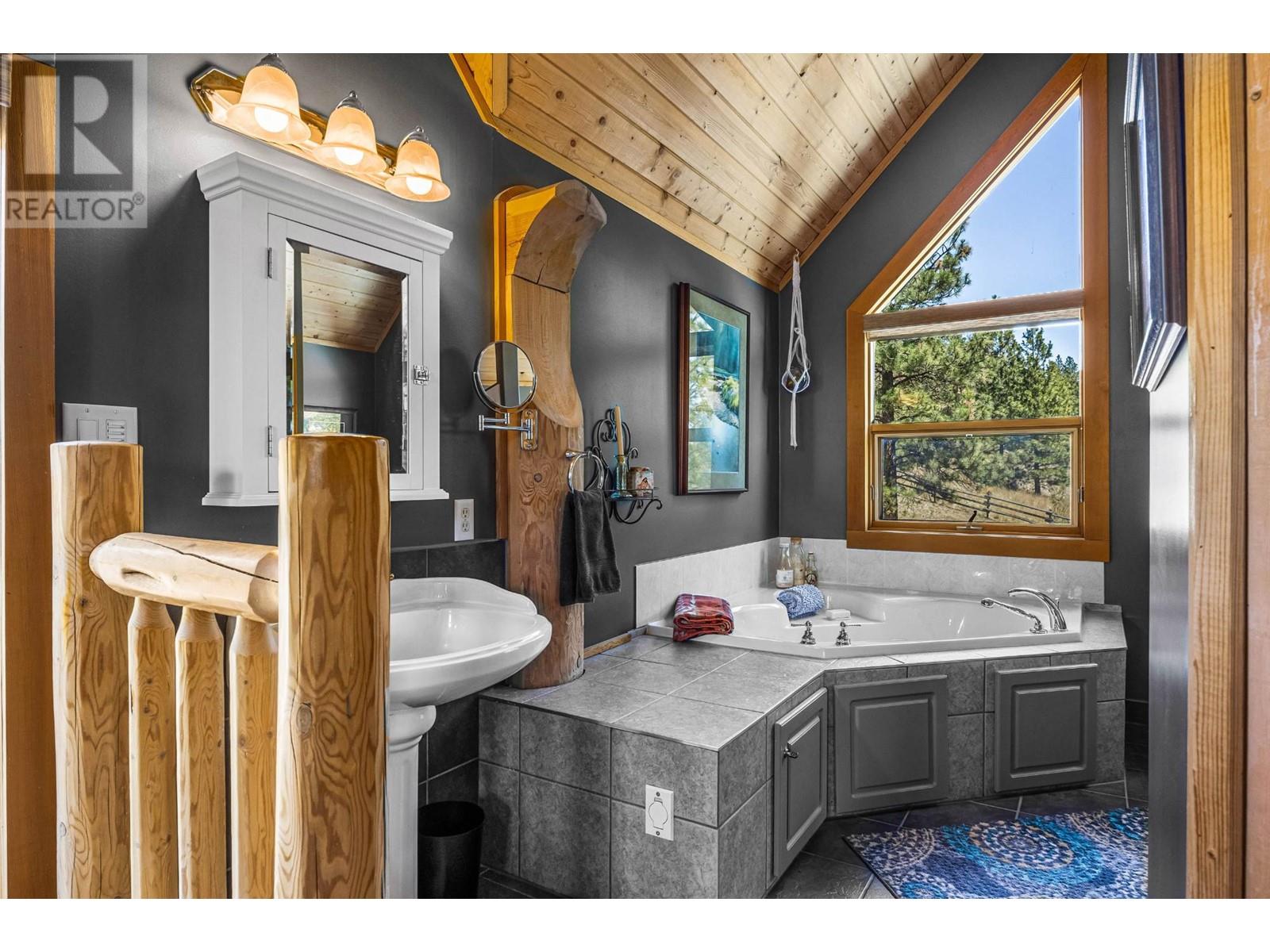 1761 Miller Rd, Merritt, British Columbia  V1K 1R8 - Photo 17 - 179754