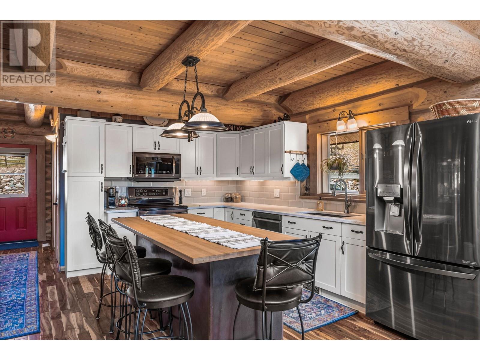 1761 Miller Rd, Merritt, British Columbia  V1K 1R8 - Photo 8 - 179754