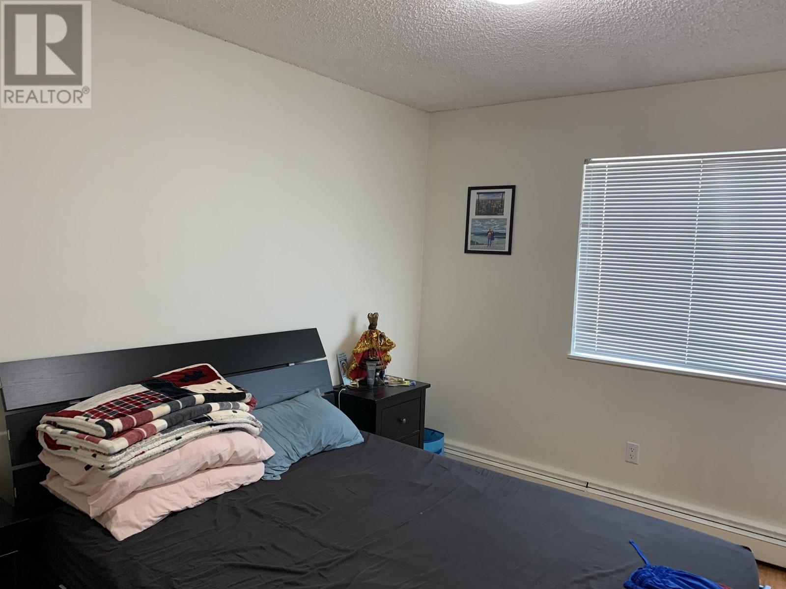 Listing Picture 4 of 8 : 303 7260 LINDSAY ROAD, Richmond / 烈治文 - 魯藝地產 Yvonne Lu Group - MLS Medallion Club Member