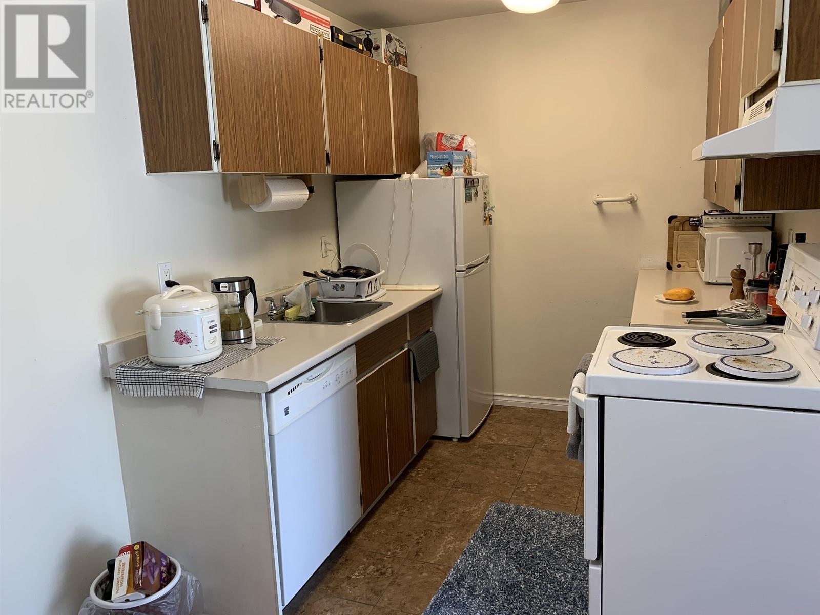 Listing Picture 6 of 8 : 303 7260 LINDSAY ROAD, Richmond / 烈治文 - 魯藝地產 Yvonne Lu Group - MLS Medallion Club Member