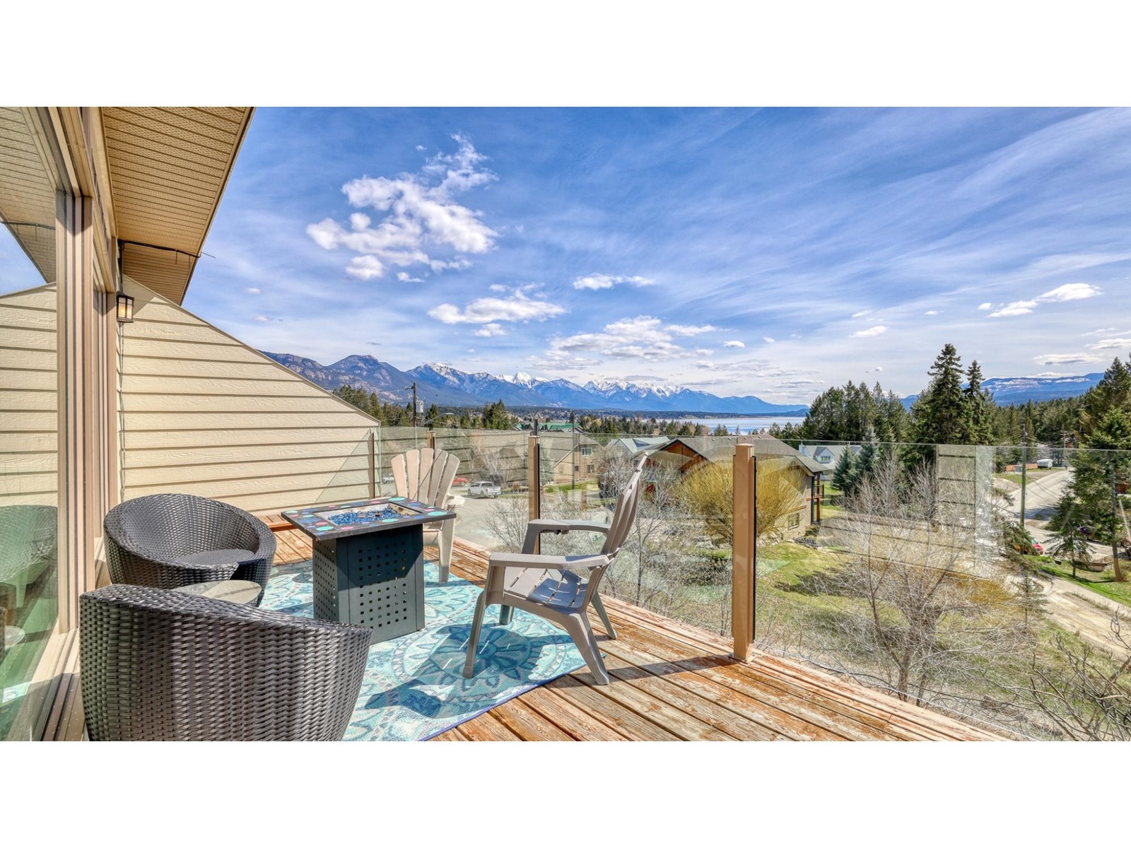 804 15th  Street, Invermere, British Columbia  V0A 1K4 - Photo 2 - 2476374