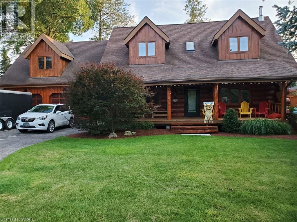 Property at 271 BAY Street image 4