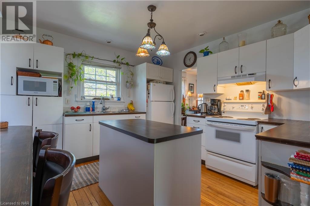 7826 Netherby Road, Niagara Falls, Ontario  L3B 5N7 - Photo 10 - 40587079