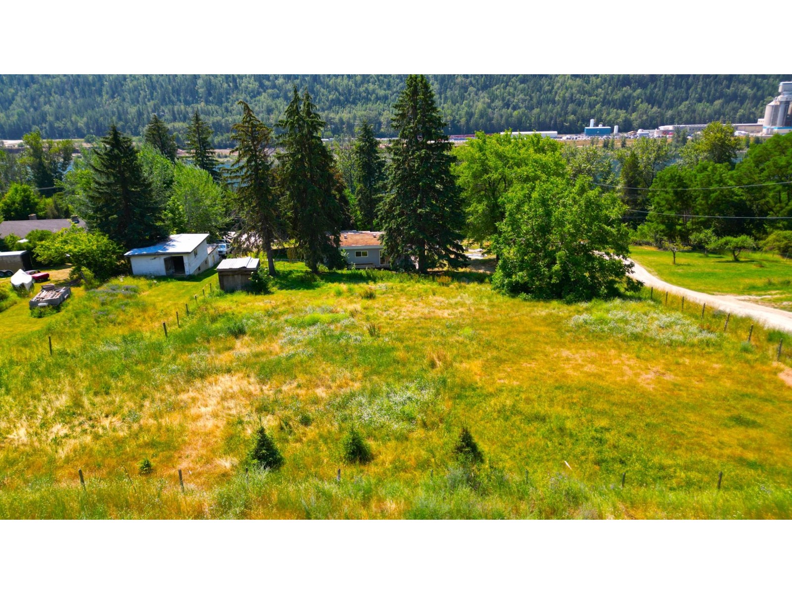 3633 Broadwater Rd, Castlegar, British Columbia  v1n 4v3 - Photo 12 - 2478289