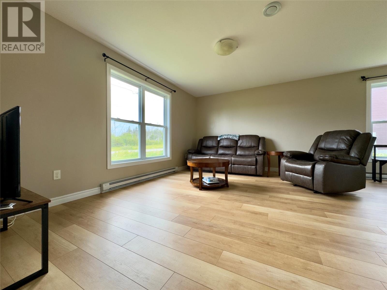 Property at 10 Taylor's Avenue image 4