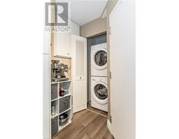 255 BLACKHORNE Drive