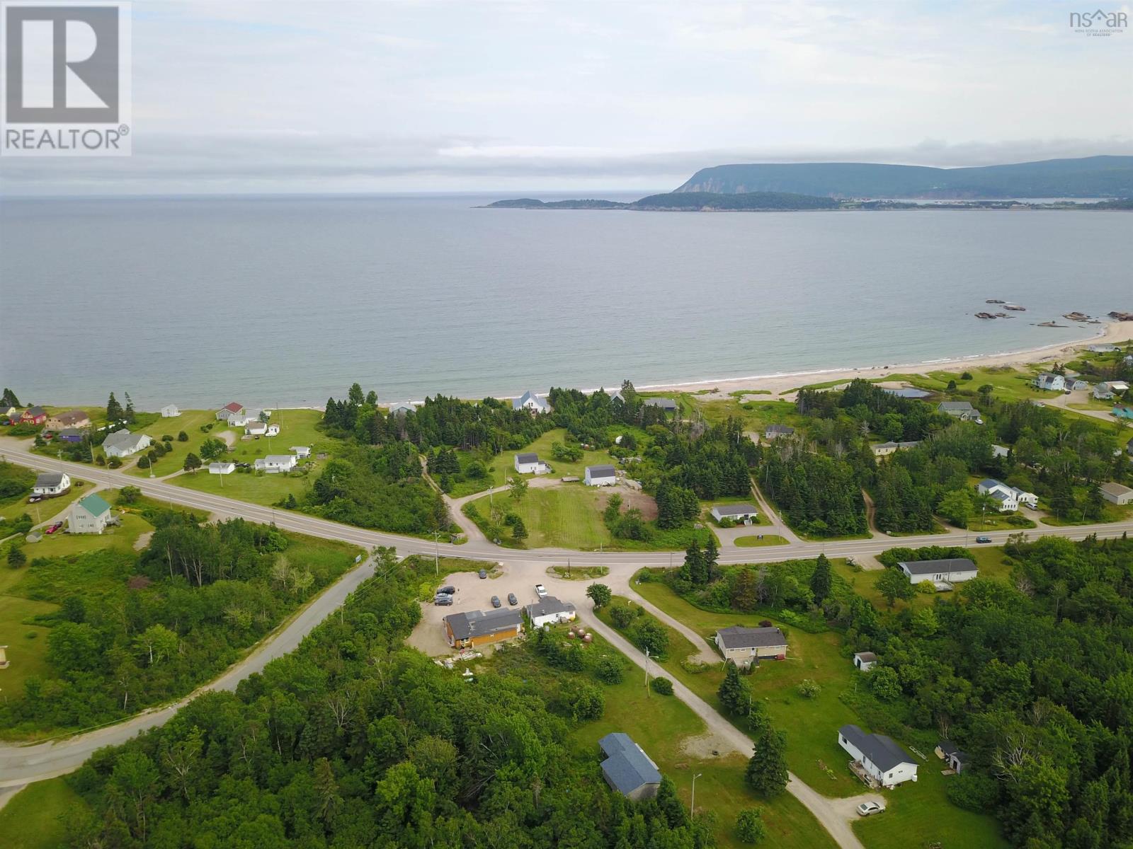 36188 Cabot Trail, Ingonish, Nova Scotia  B0C 1L0 - Photo 10 - 202416323