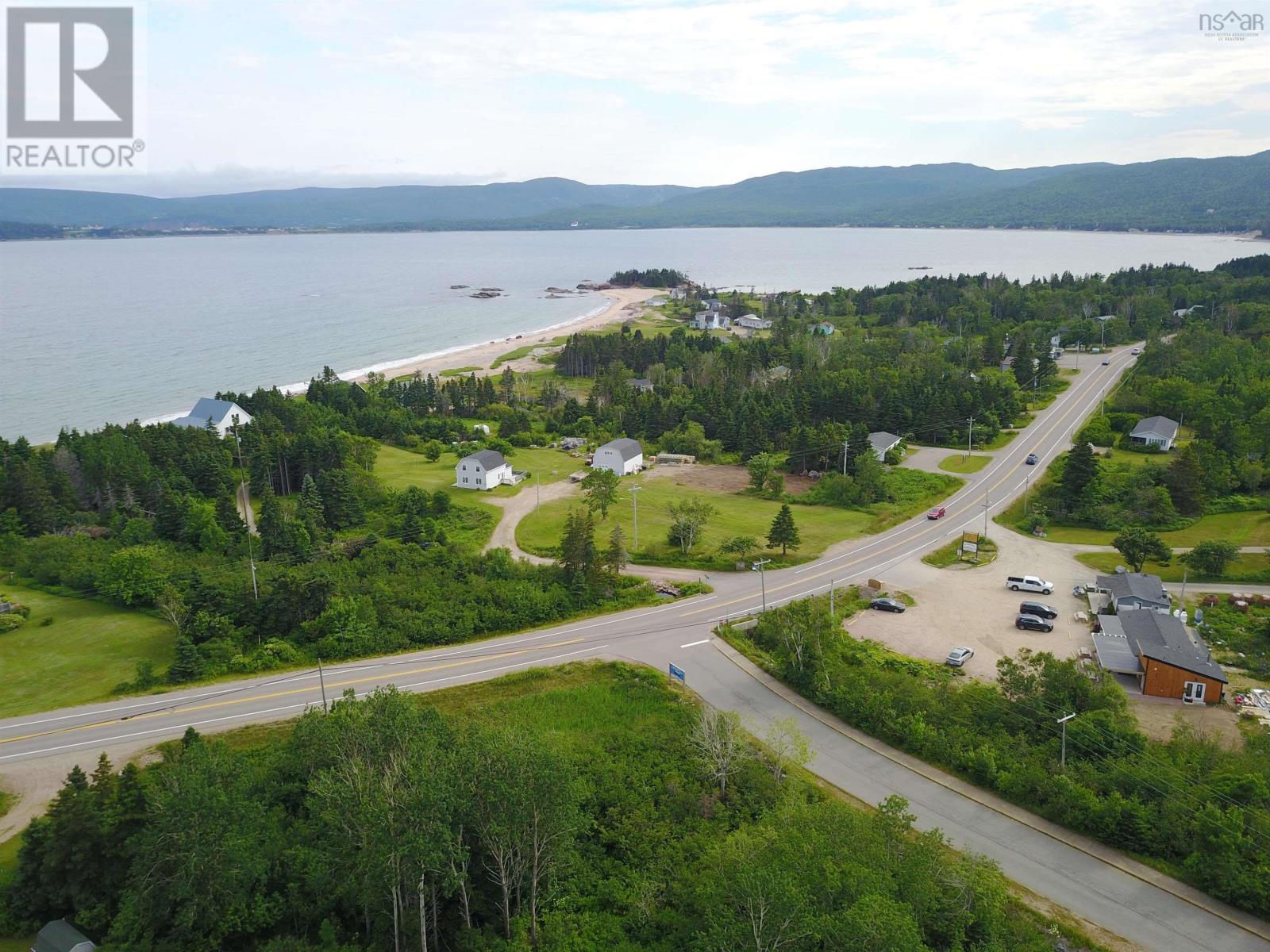 36188 Cabot Trail, Ingonish, Nova Scotia  B0C 1L0 - Photo 8 - 202416323