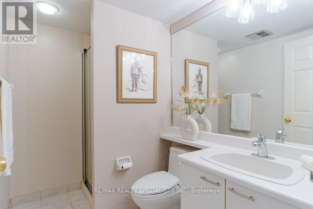 208 - 1700 The Collegeway, Mississauga (Erin Mills), Ontario  L5L 4M2 - Photo 15 - W8404086