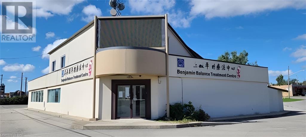 544 Garrison Road, Fort Erie, Ontario  L2A 1N4 - Photo 1 - 40607853