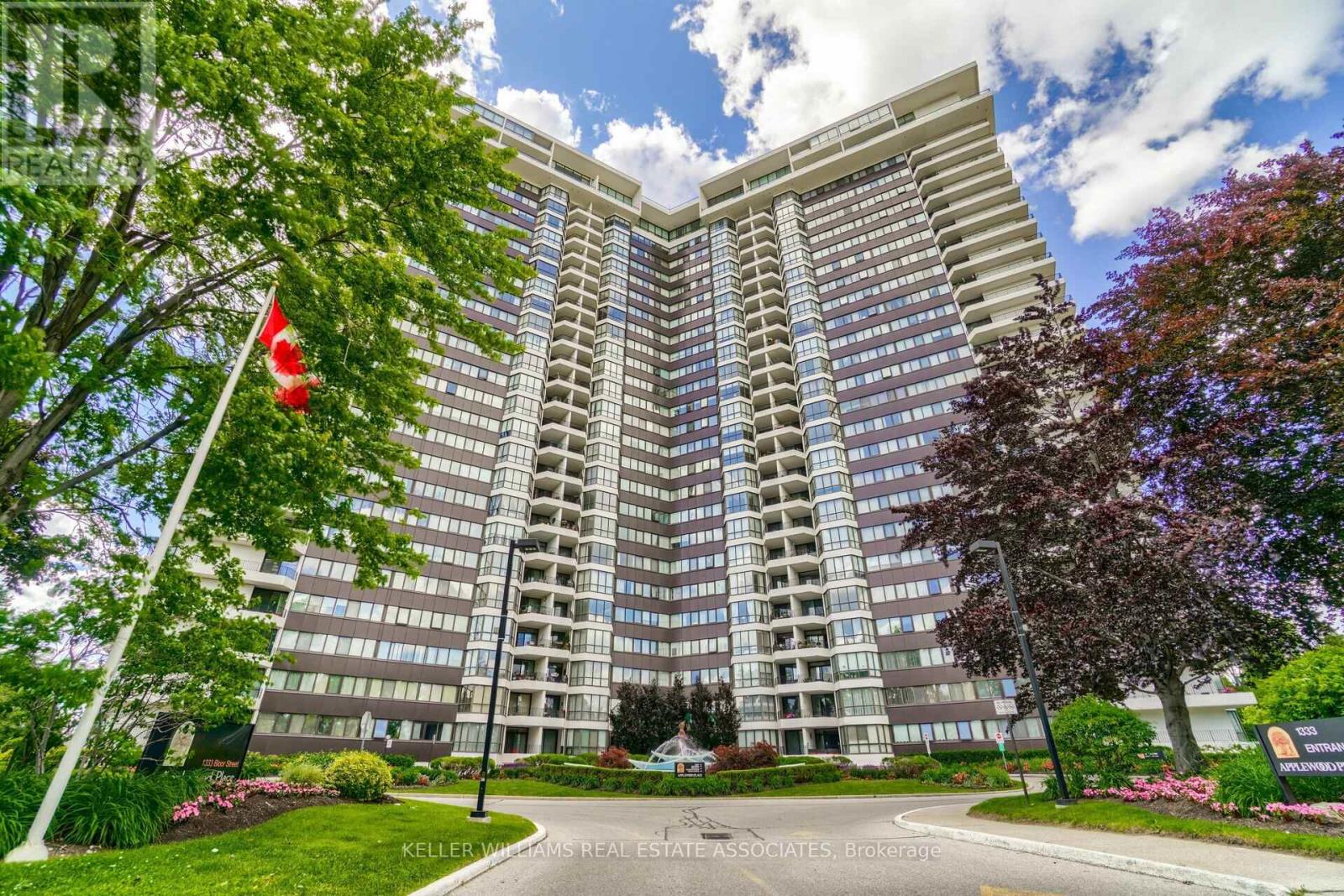 914 - 1333 Bloor Street, Mississauga (Applewood), Ontario  L4Y 3T6 - Photo 1 - W9031190