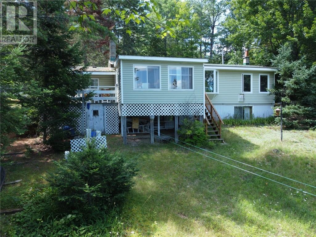 107 Blackfish Bay Road, Barry's Bay, Ontario  K0J 1B0 - Photo 1 - 1401679