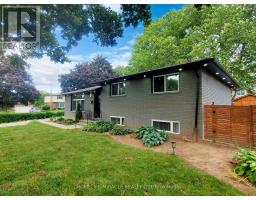 374 Book Road, Grimsby, Ca