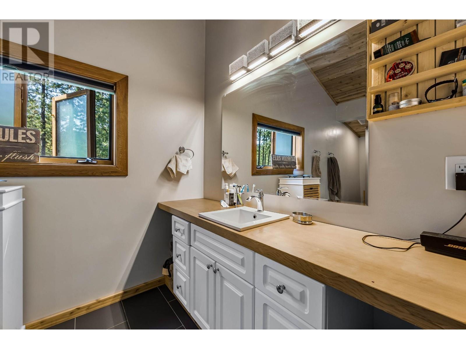 3801 Pineridge Drive, Kamloops, British Columbia   - Photo 22 - 179790