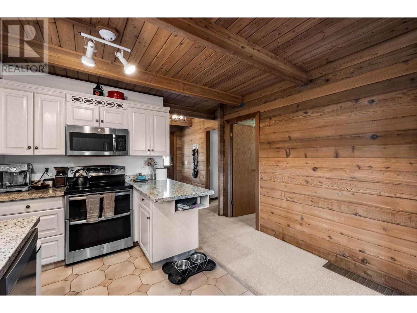 3801 Pineridge Drive, Kamloops, British Columbia   - Photo 8 - 179790