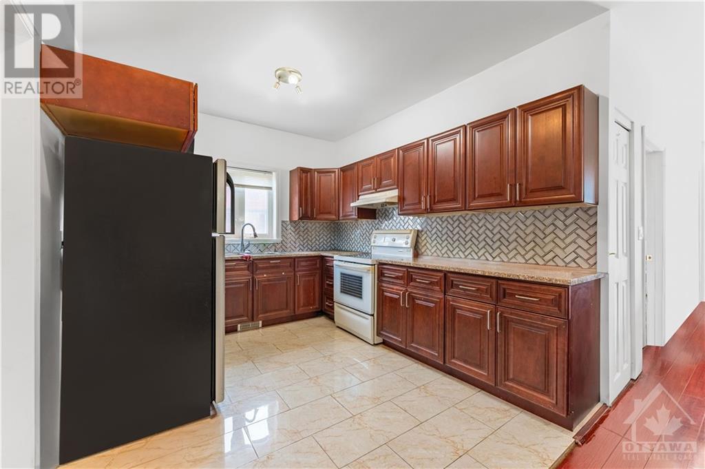 1043 Jacynthe Street, Hawkesbury, Ontario  K6A 3V9 - Photo 5 - 1402060