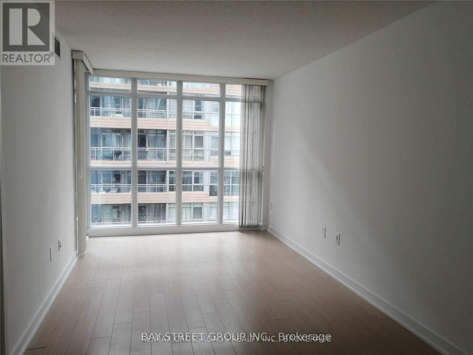 633 - 15 Iceboat Terrace, Toronto, Ontario  M5V 4A5 - Photo 7 - C9032408