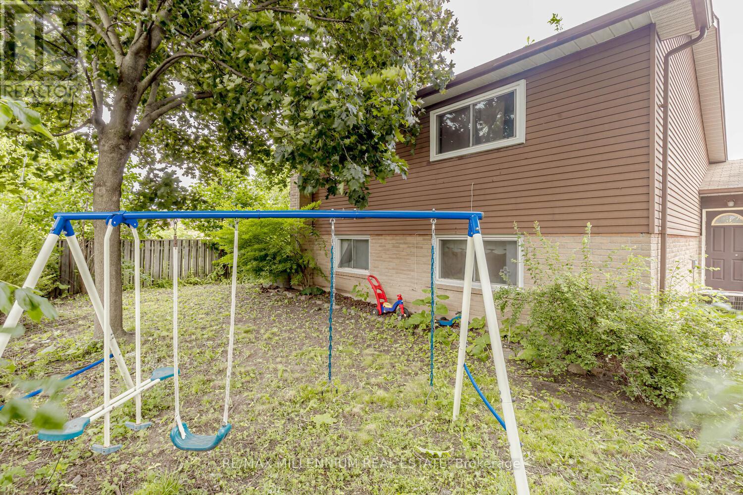 34 Archibald Street, Brampton (Brampton West), Ontario  L6X 1L9 - Photo 38 - W9032417