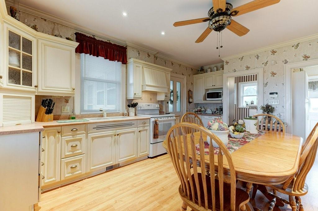 Image of property at 287 Hwy 5 West