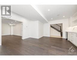 888 MELWOOD AVENUE