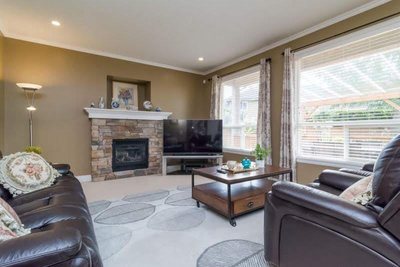 10672 164a Street, Surrey, British Columbia  V4N 5J3 - Photo 4 - R2904587