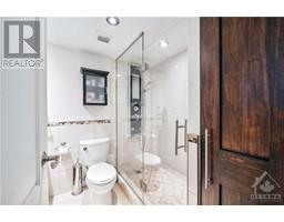 40 ARTHUR STREET UNIT#1101