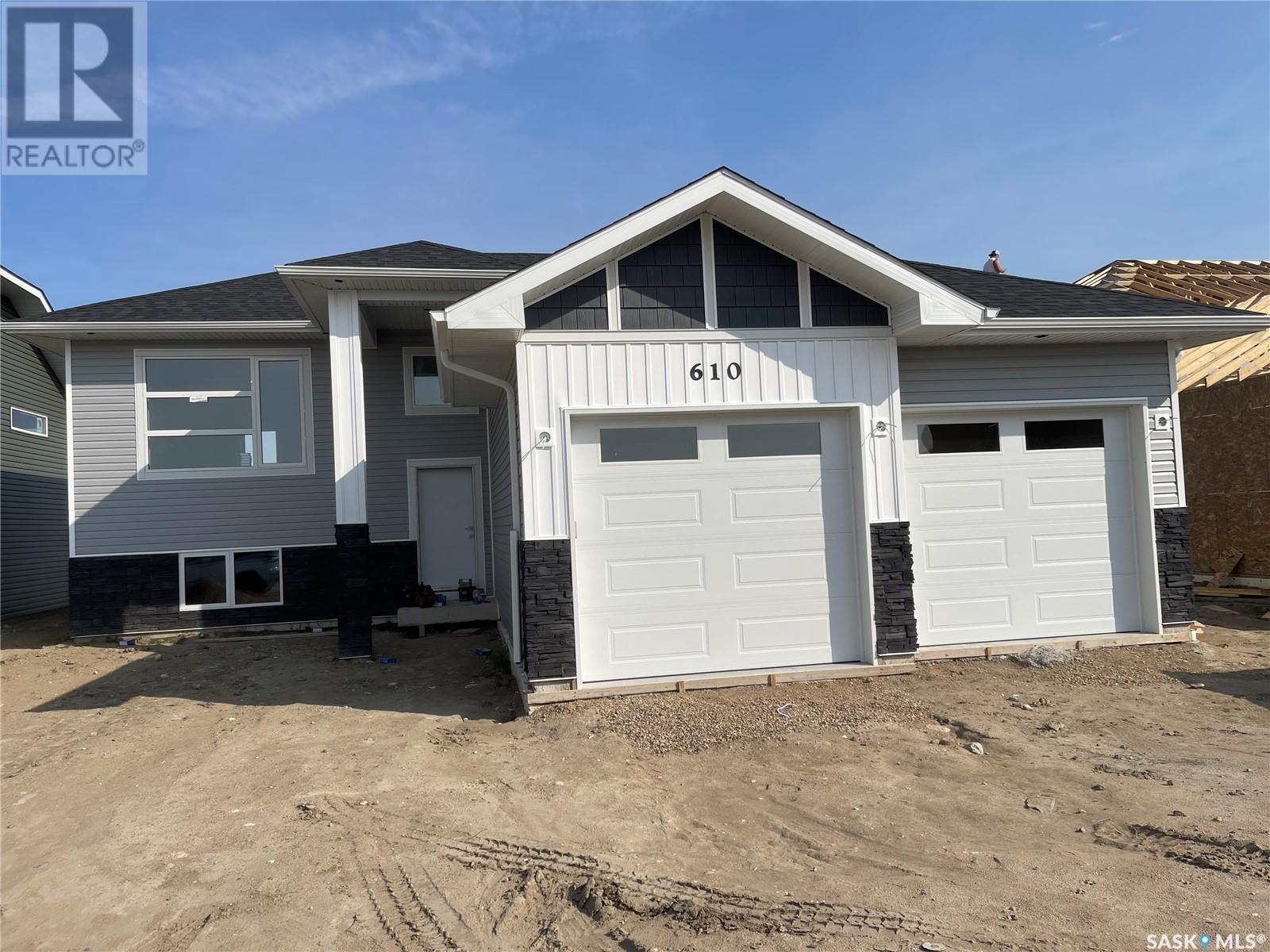 610 Weir Crescent, Warman, Saskatchewan  S0K 4S1 - Photo 2 - SK976373