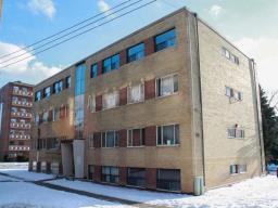 799 ROBINSON Street|Unit #25