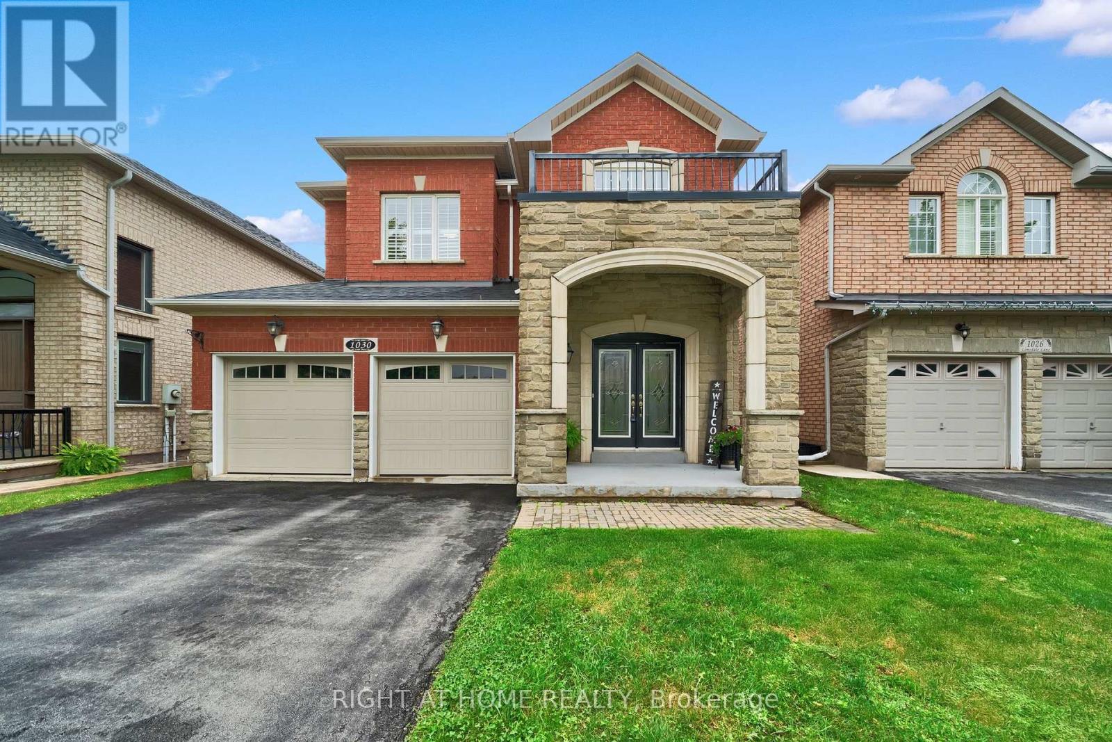 1030 Lonsdale Lane, Oakville (Iroquois Ridge North), Ontario  L6H 7L5 - Photo 1 - W9033152