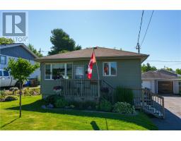 96 Dennie Street, Capreol, Ca