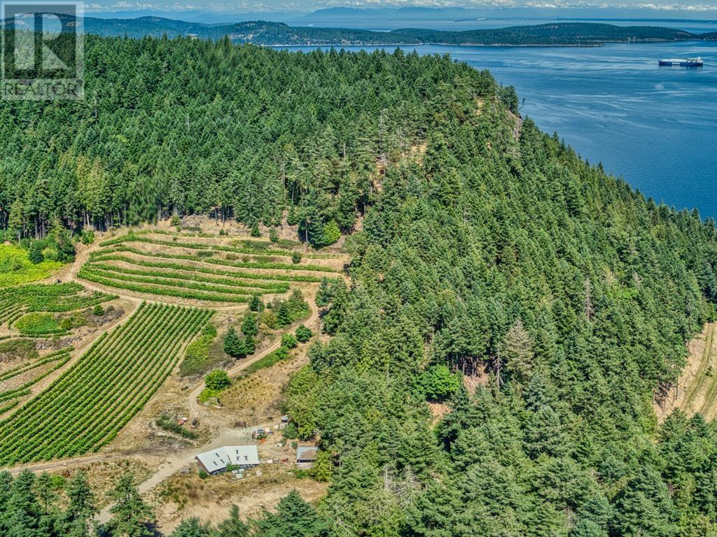 6621 Harbour Hill Drive, Pender Island, British Columbia  V0N 2M1 - Photo 11 - C8060892