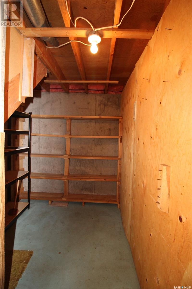 496 3rd Avenue E, Shaunavon, Saskatchewan  S0N 2M0 - Photo 26 - SK976344
