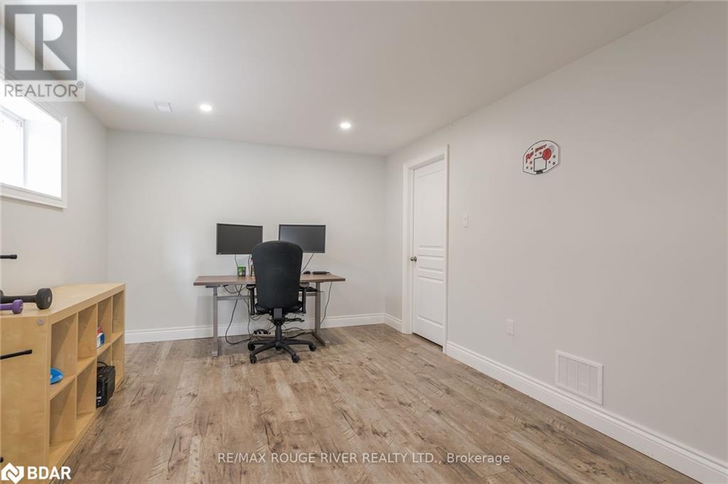 952 Avery Avenue, Peterborough, Ontario  K9J 0G9 - Photo 28 - 40618854