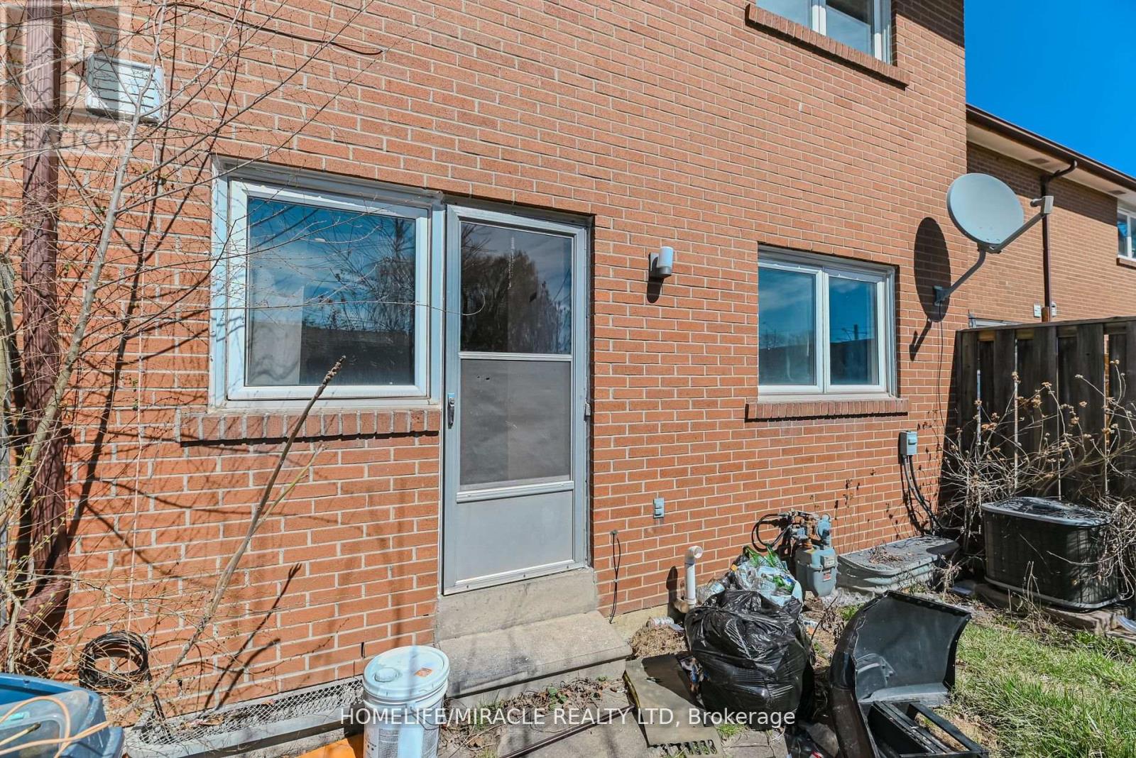 201 - 6444 Finch Avenue W, Toronto, Ontario  M9V 1T4 - Photo 39 - W9033628