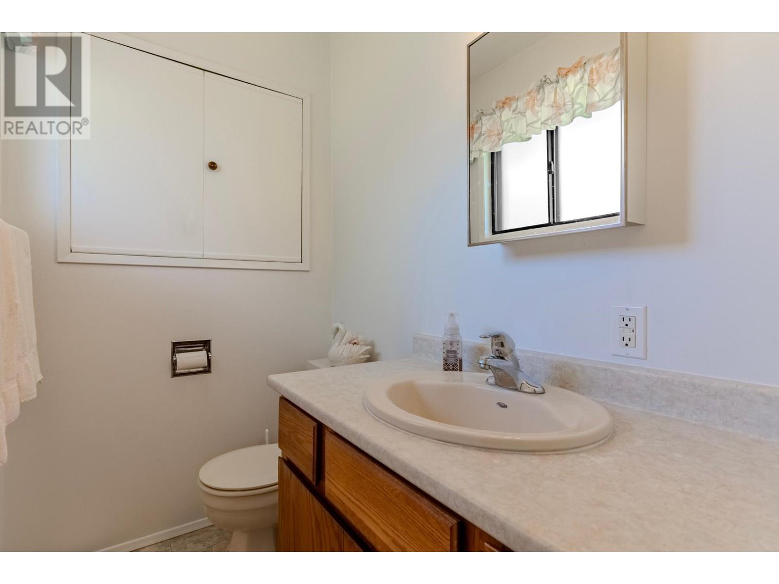 310 Cinnibar Crt, Logan Lake, British Columbia   - Photo 14 - 179811